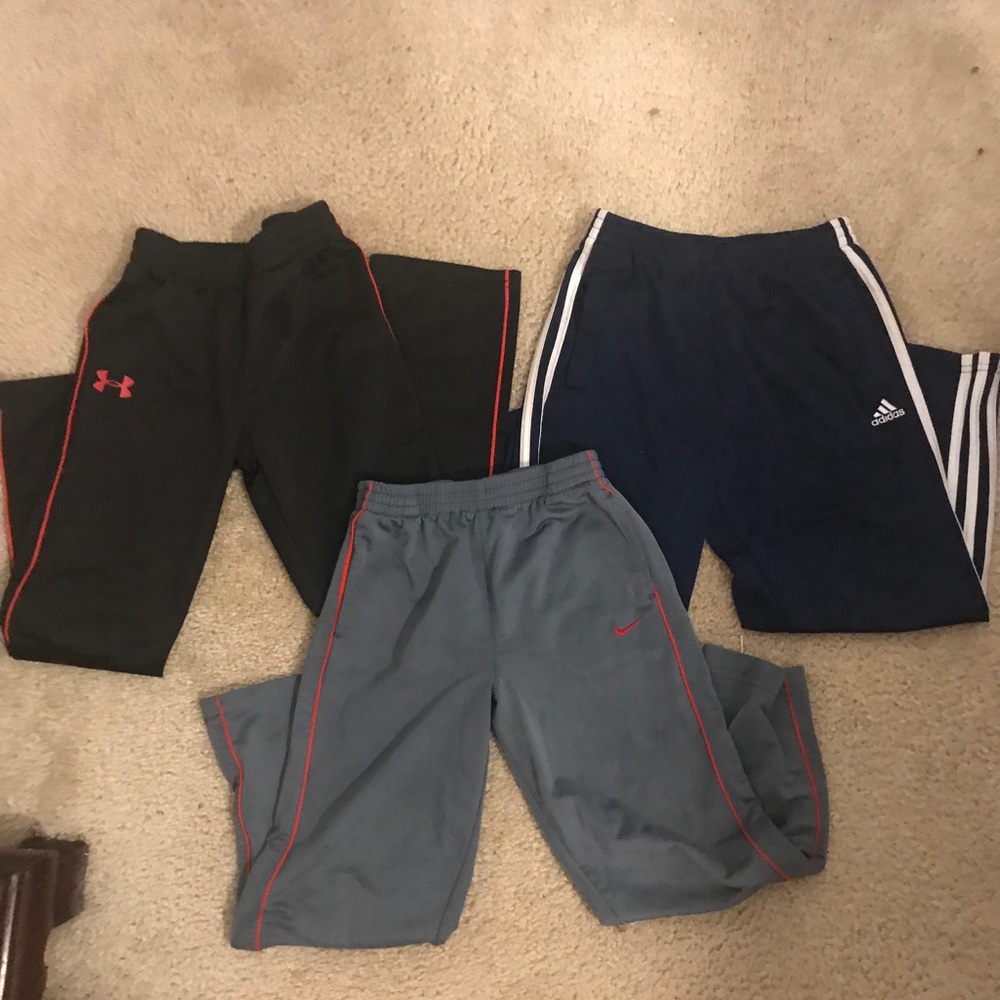 3 pair size 7 boys athletic pants